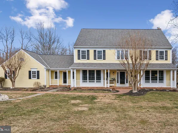 13521 Haddonfield Ln, Gaithersburg, MD 20878