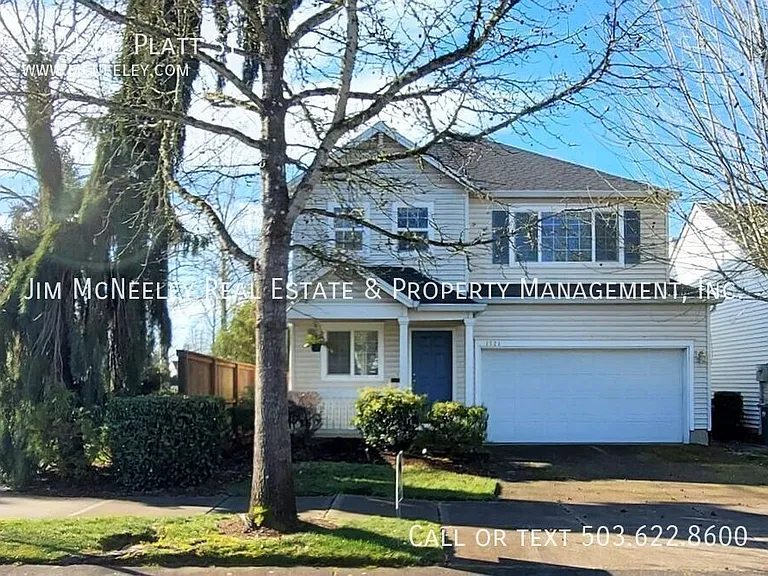 1321 NE Platt St — Photo 1