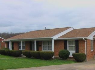 1407 Armstrong Ave, Staunton, VA 24401