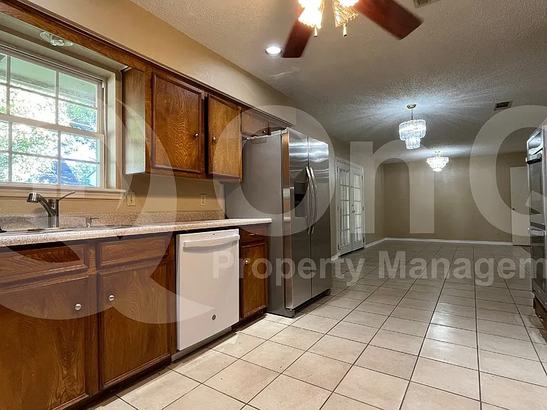 14506 Ablon Dr — Photo 6