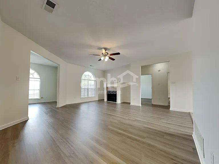 7138 Arcastle Loop W — Photo 8