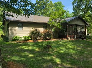 1911 Jarrett Rd, Mountain Grove, MO 65711
