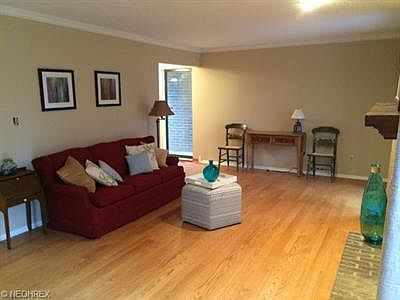 3rd image of 611 Dade Ln #281
