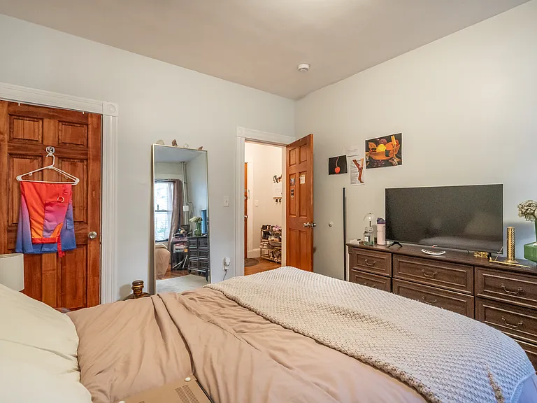 86 Brook St #1 — Photo 23
