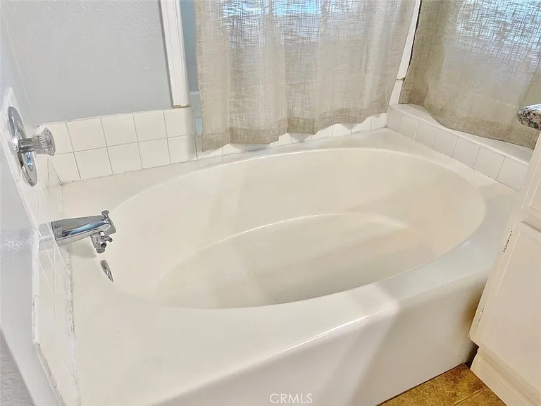 24369 Grouse Ln — Photo 39