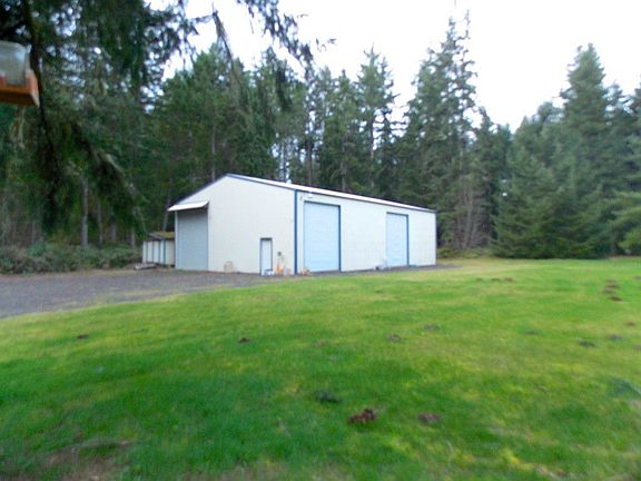 3rd image of 541 SE Wildaire Dr