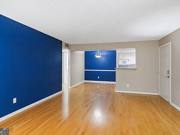 2nd image of 3069 Chastain Park Ct NE