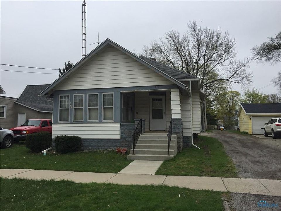 1st image of 316 E Washington St