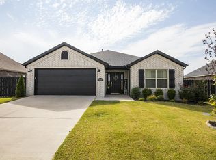 7337 Drury Ave, Springdale, AR 72762