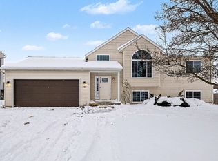 330 Pioneer Trl NE, Cedar Springs, MI 49319