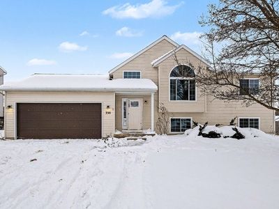 330 Pioneer Trl NE, Cedar Springs, MI, 49319