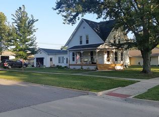 107 W 3rd South St, Wenona, IL 61377