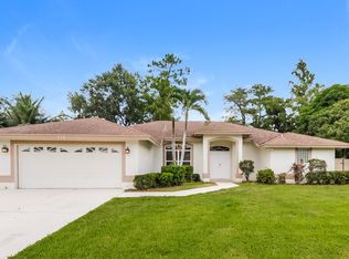 116 Waterway Rd, Royal Palm Beach, FL 33411