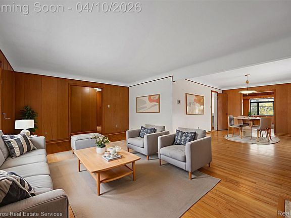 4th image of 1101 Torrey Rd