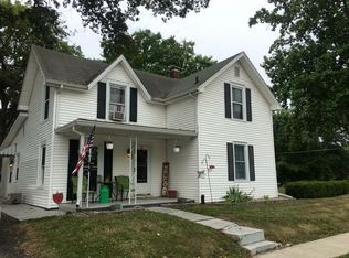 404 W Washington St, Riverton, IL 62561