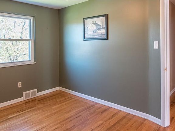 5th image of 6503 Simmons Ave