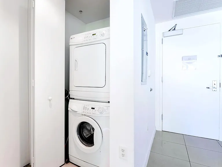Washer/Dryer