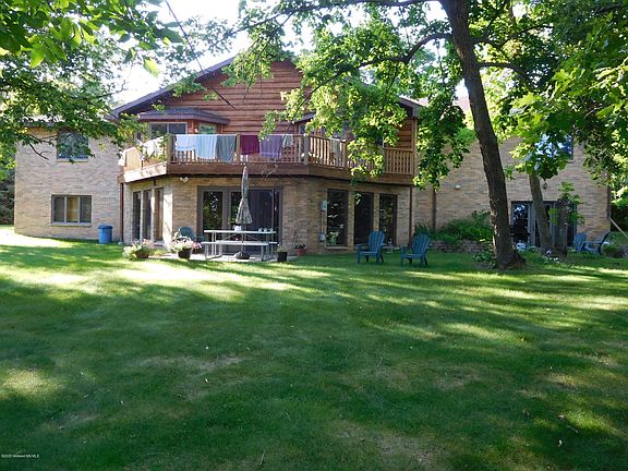 2nd image of 32402 N Pickerel Dr