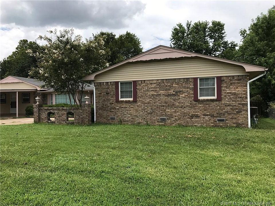 1st image of 703 Lampton Ln