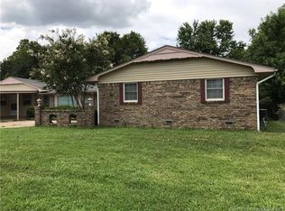 703 Lampton Ln, McAlester, OK 74501