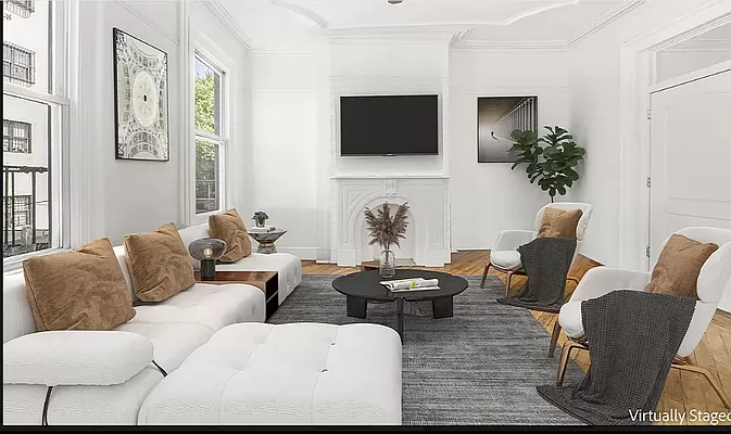 Rented by Space Link Realty | media 2