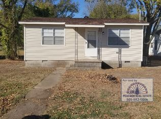 905 E 16th St, N Little Rock, AR 72114