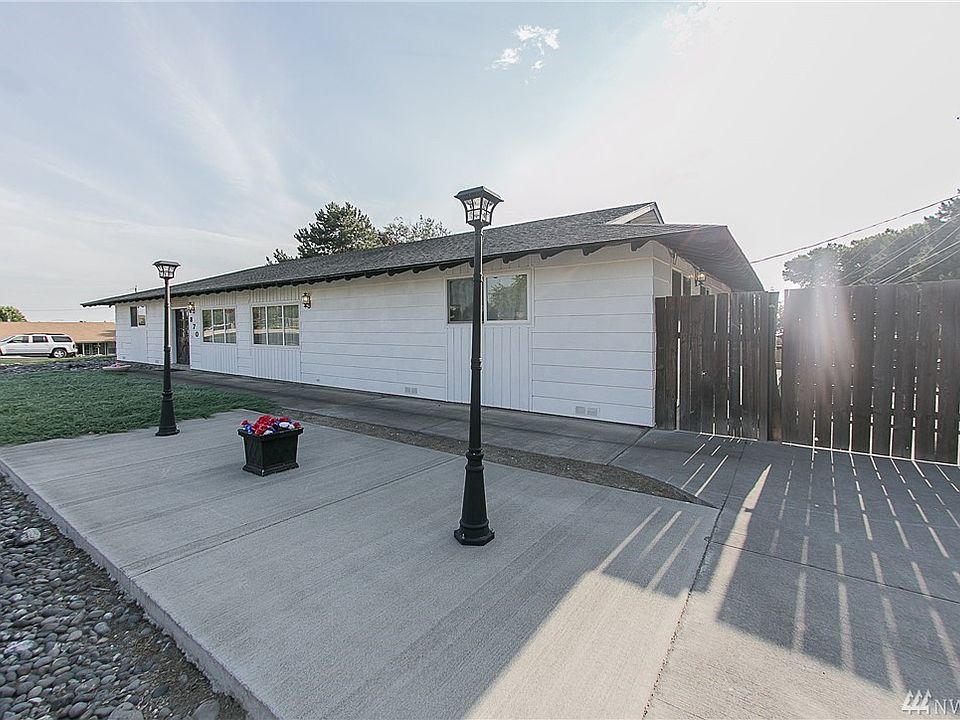 1st image of 870 S 7th Ave