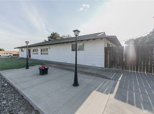 870 S 7th Ave, Othello, WA 99344