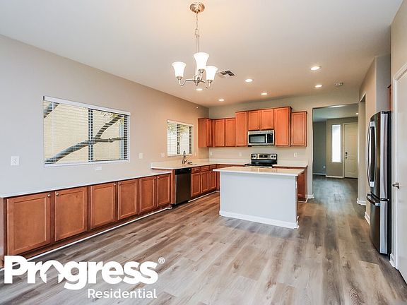 5th image of 1256 W Desert Glen Dr