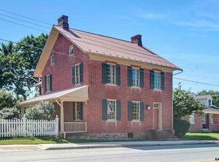 548 W King St, East Berlin, PA 17316