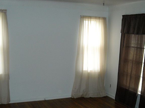 2nd image of 5393 West Blvd