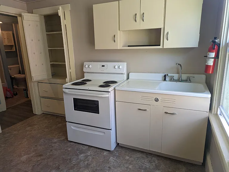 435 N Spring St #21 — Photo 1