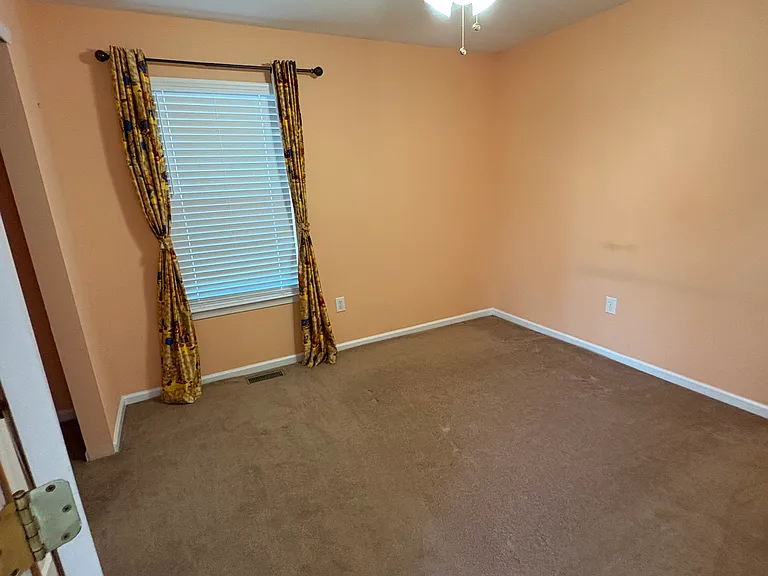 628 Maple Ave — Photo 8