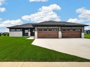 3794 NW 183rd St, Clive, IA 50325
