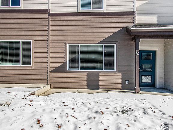 2nd image of 2938 Barnstormer St #2