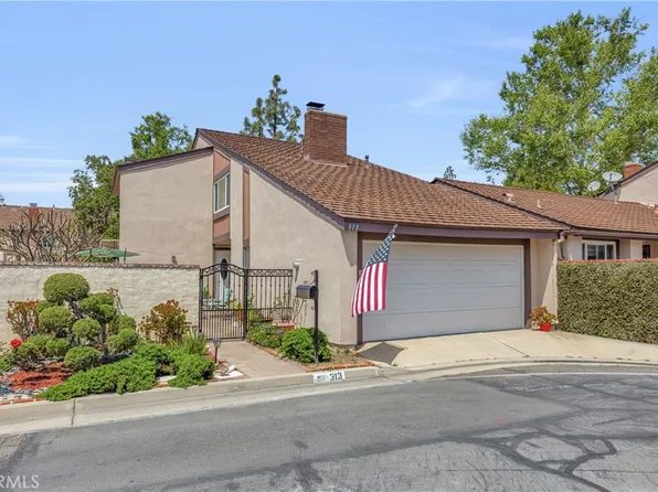 313 El Camino Ln, Placentia, CA 92870