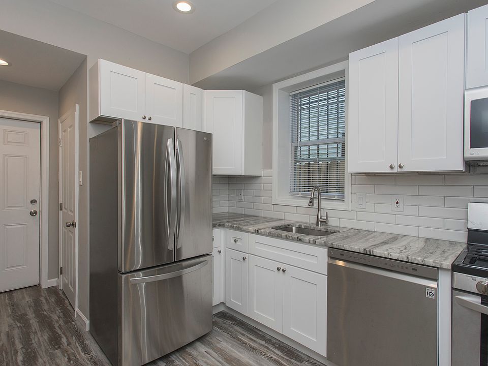 1st image of 2107 N Franklin St #1