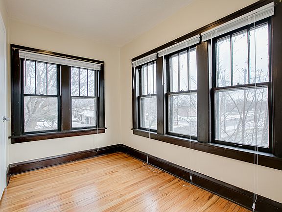 3rd image of 264 Thomas Ave #1