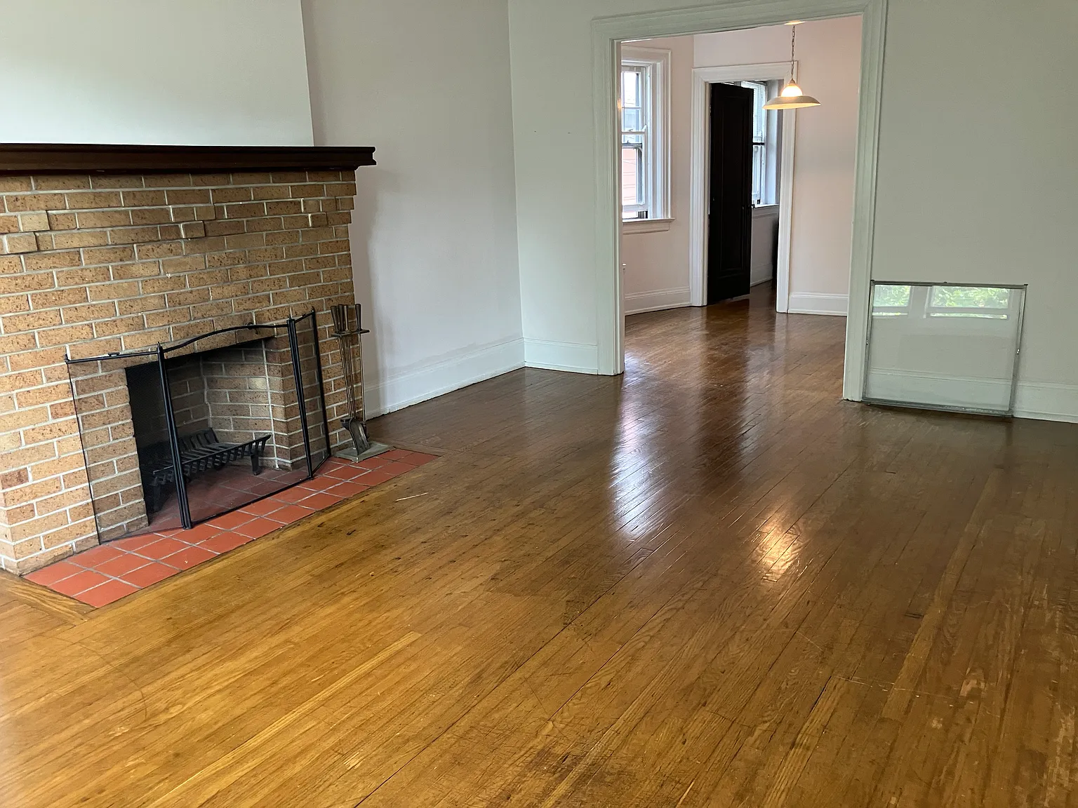 385 Bryant St — Photo 3