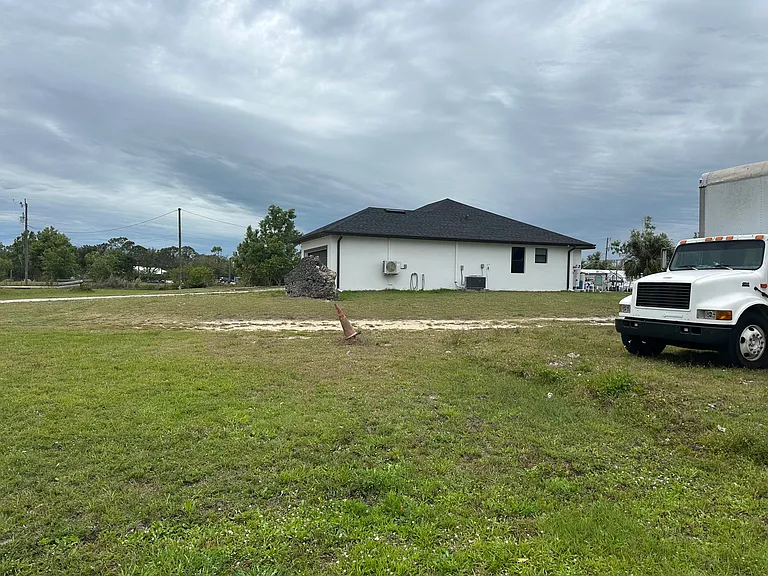 3401 Sand Rd — Photo 4