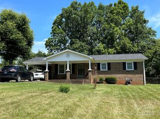 1854 Holland Dr, Conover, NC 28613