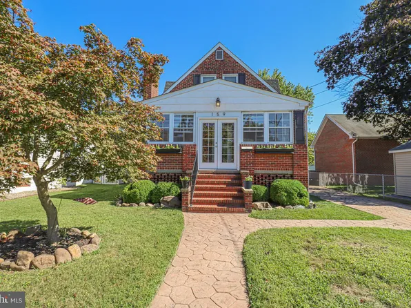 159 Meadow Rd, Pasadena, MD 21122