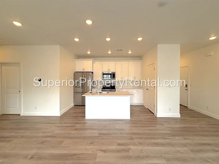 5801 S Garnet Dr #5204 — Photo 6