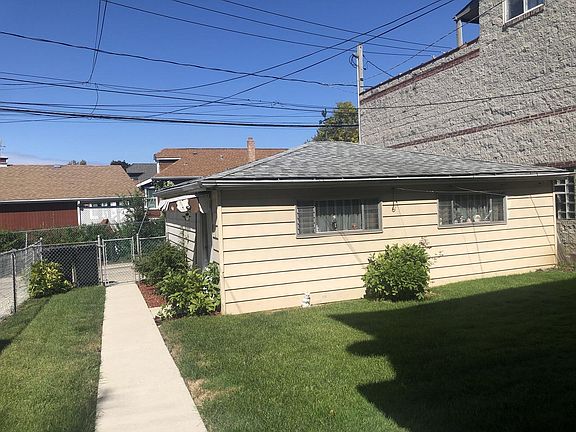 4th image of 6338 S Archer Ave