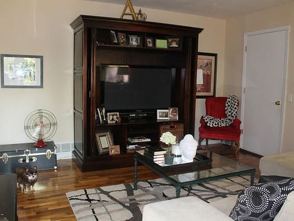 Living Room Alternate View