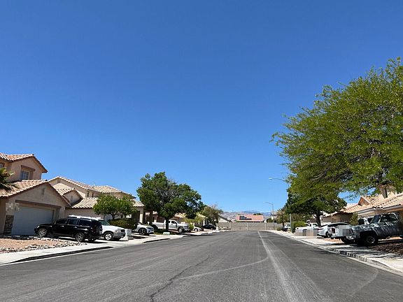 5th image of 8028 Panpipe Ct