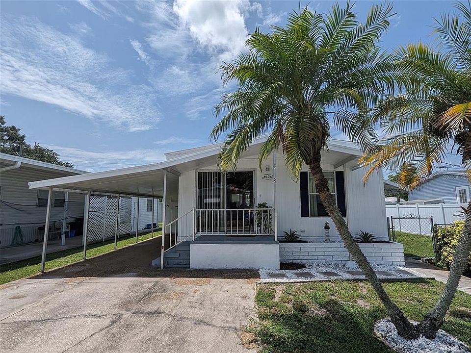 1st image of 1004 51ST AVENUE W