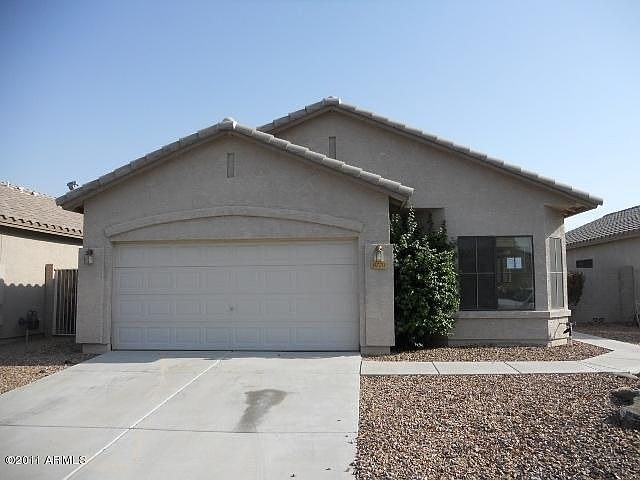 1st image of 8770 W Paradise Dr