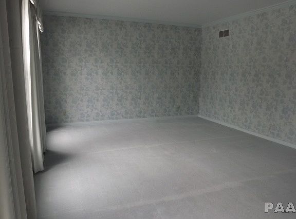 4th image of 2828 W Knollwood Ct