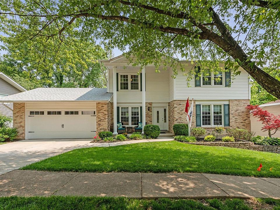 1st image of 1120 Crested View Dr